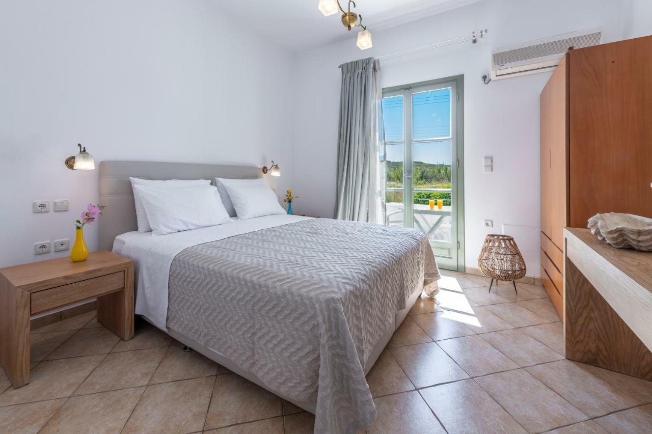Mirabeli Apartments & Suites 阿波罗尼亚 外观 照片